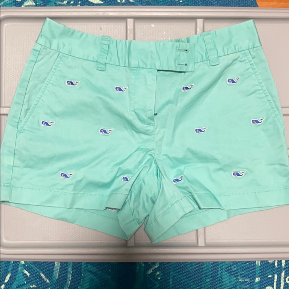 Vineyard Vines NWT Whale Embroidered Dayboat Short